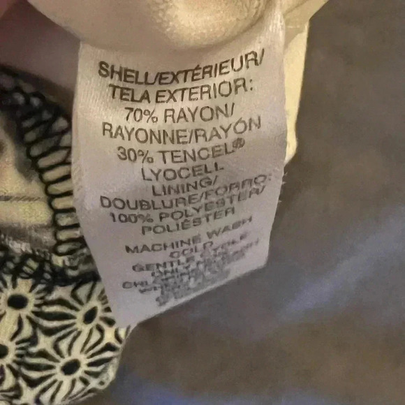 Ann Taylor Loft Dress Women’s Size M Black Stripe Geometric Tribal Print EUC - Picture 6 of 6